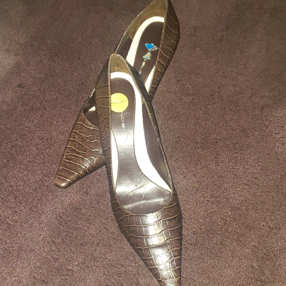 Bandolino sz 8 brown pumps